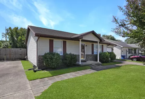 7701 Pendleton Ave, Evansville, IN 47715