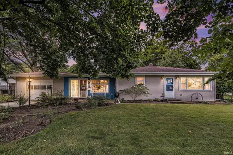 1501 Maple Row, Elkhart, IN 46514