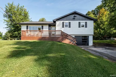 2853 E Schacht Rd, Bloomington, IN 47401 photo 1