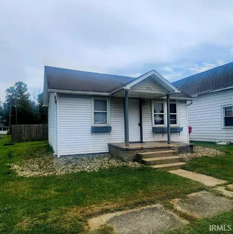 206 N Franklin, Mentone, IN 46539