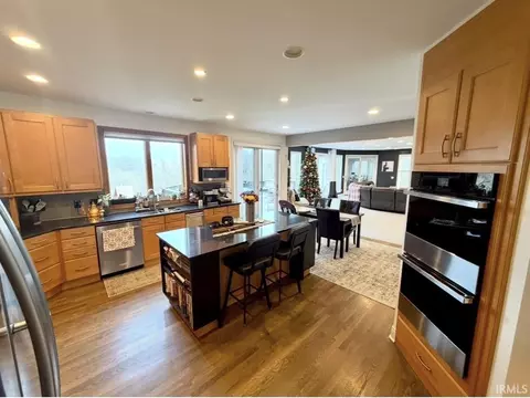Kitchen - 1946 Einsel Rd, Lawrenceburg, IN 47025 photo 2 of 2