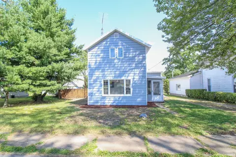 227 N Fulton St, Parker City, IN 47368