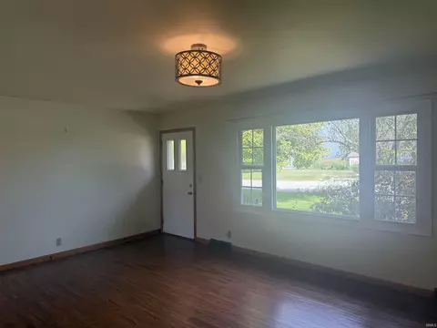 606 E Main St, Fowler, IN 47944 photo 6