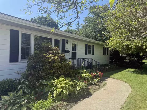 606 E Main St, Fowler, IN 47944 photo 2
