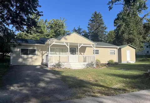 274 W Faculty Dr, Paoli, IN 47454