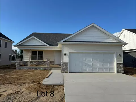 214 W Tampa St #8, Culver, IN 46511