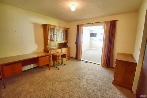 909 E 7th St, Fowler, IN 47944 photo 14
