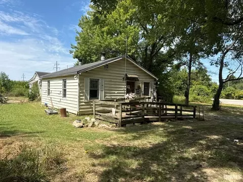 10395 W State Road 66 Rd, Newburgh, IN 47630