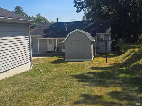 609 E Wiley St, Marion, IN 46952 photo 3