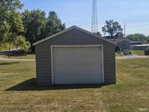 609 E Wiley St, Marion, IN 46952 photo 5
