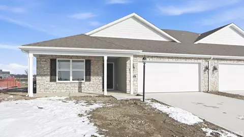 1014 Butler Lake Ct, Fort Wayne, IN 46818