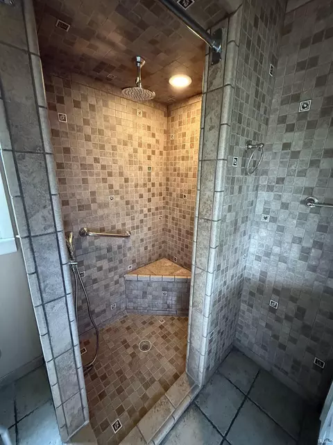 Bath - 2413 Spice Valley Rd, Mitchell, IN 47446 photo 5 of 5