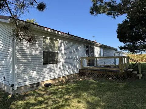 8737 S 100 E Rd, Keystone, IN 46759 photo 16