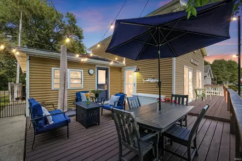 1270 N Shore Dr, Rome City, IN 46784
