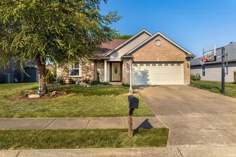 4919 Imperial Dr, Newburgh, IN 47630