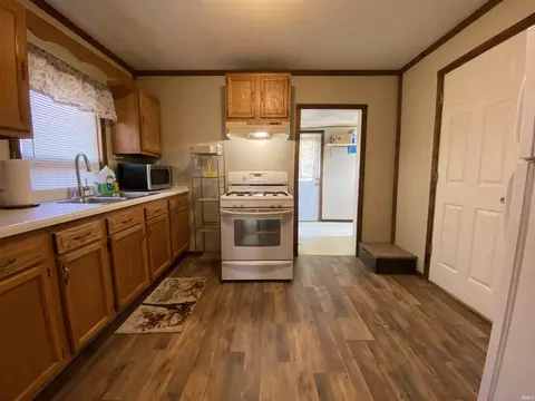 507 W Oak St, Mitchell, IN 47446 photo 11