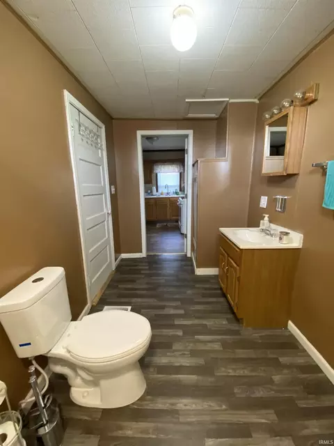 507 W Oak St, Mitchell, IN 47446 photo 17
