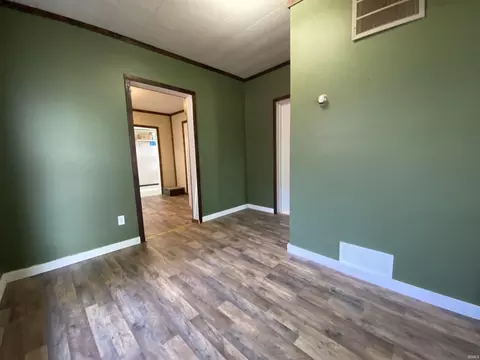 507 W Oak St, Mitchell, IN 47446 photo 10