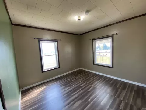 507 W Oak St, Mitchell, IN 47446 photo 8