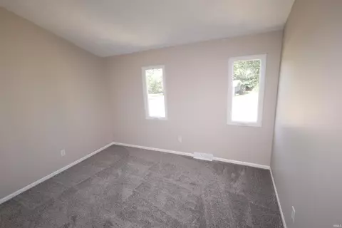 51832 Hedge Ln, Granger, IN 46530 photo 21