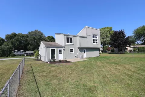 51832 Hedge Ln, Granger, IN 46530 photo 34
