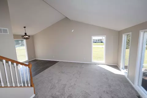 51832 Hedge Ln, Granger, IN 46530 photo 13