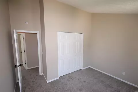 51832 Hedge Ln, Granger, IN 46530 photo 22