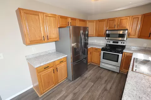 51832 Hedge Ln, Granger, IN 46530 photo 6