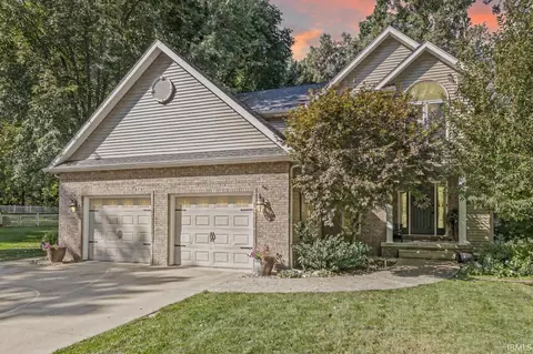 2623 Winding Oak Dr, Plymouth, IN 46563