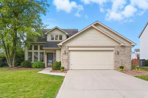 1923 Sweet Cider Rd, Fort Wayne, IN 46818