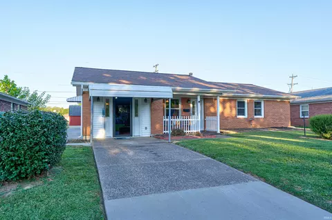 940 19th St, Tell City, IN 47586