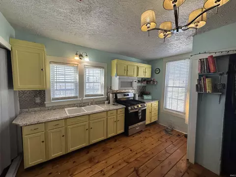 Kitchen - 715 W Oak St, Mitchell, IN 47446 photo 1 of 2