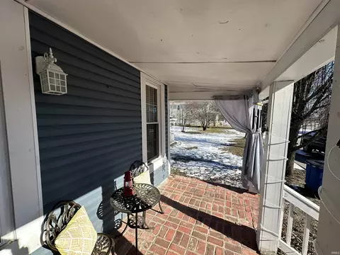 Exterior - 715 W Oak St, Mitchell, IN 47446 photo 6 of 10