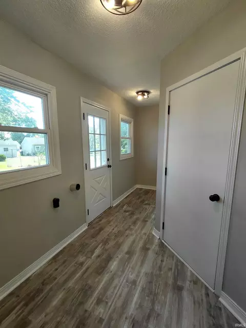 627 E Pine St, Muncie, IN 47303 photo 7
