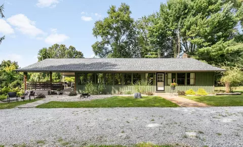 51757 Hickory Rd, Granger, IN 46530 photo 1