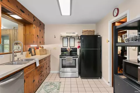 51757 Hickory Rd, Granger, IN 46530 photo 15