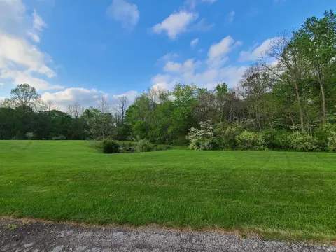 3717 E Commodore Trl, Bloomington, IN 47408 photo 5