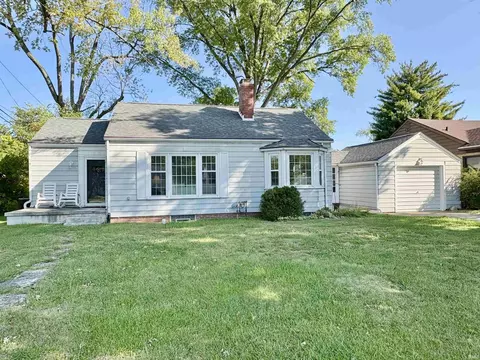 912 Teal Rd, Lafayette, IN 47905