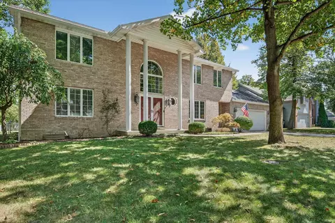 1506 Ironwood Dr, Marion, IN 46952