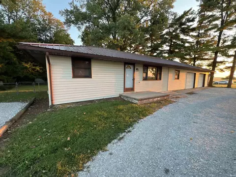 220 E 950 S Rd, Fairmount, IN 46928 photo 1