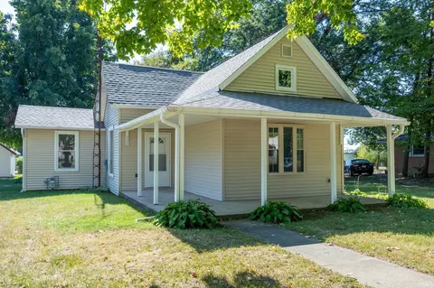 308 W Summit St, Delphi, IN 46923 photo 1