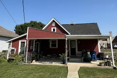 Exterior - 629 R St, Bedford, IN 47421 photo 5 of 6