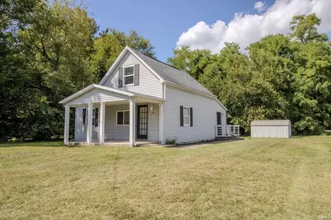 501 W John St, Knox, IN 46534 photo 1