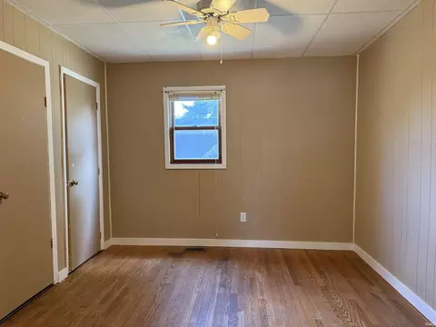 Bedroom - 238 Indiana Ave, Oolitic, IN 47451 photo 3 of 4