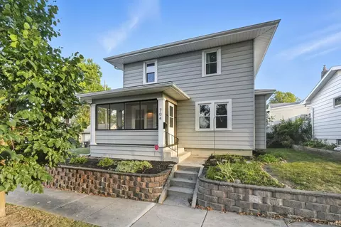 704 W Branning Ave, Fort Wayne, IN 46807