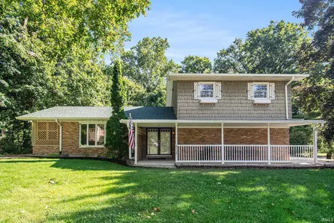 434 E Wildwood Dr, Warsaw, IN 46580
