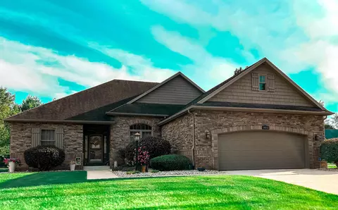 16212 Gumwood Crossing Dr, Granger, IN 46530