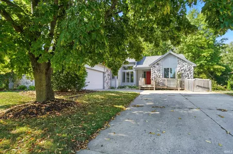 2530 Meadows Pkwy, Fort Wayne, IN 46825