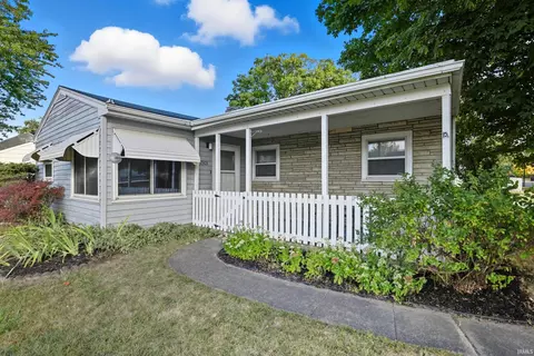 2303 N Highlands Blvd, Fort Wayne, IN 46808