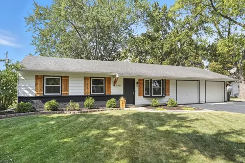 5307 Eicher Dr, Fort Wayne, IN 46835